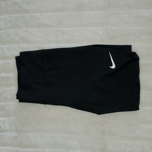 Nike capri leggings